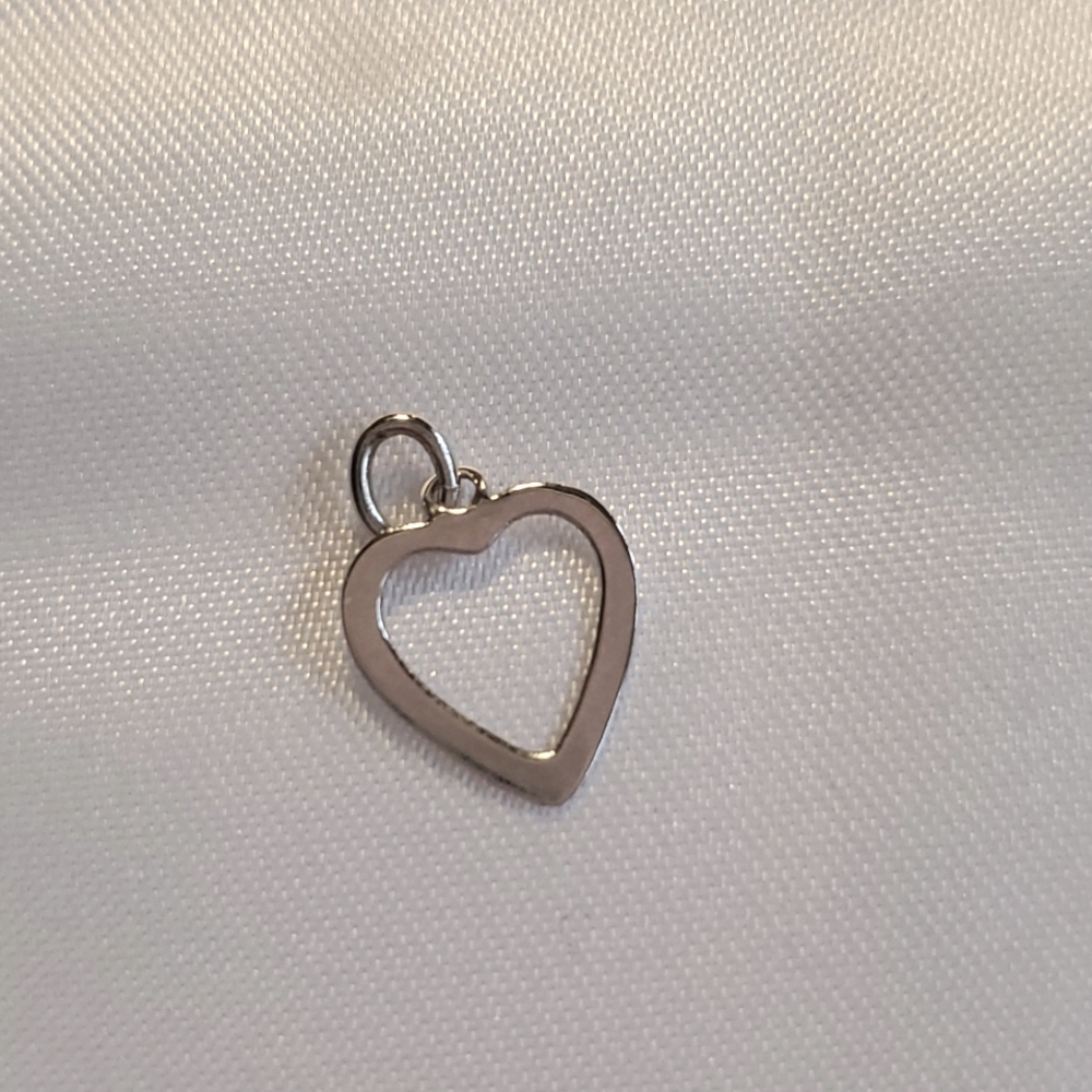 Heart charm/pendant